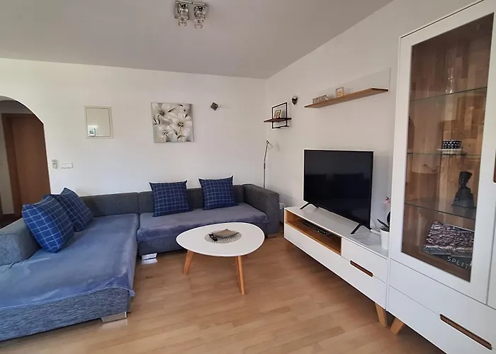 Apartment Garden Residence With Private Parking